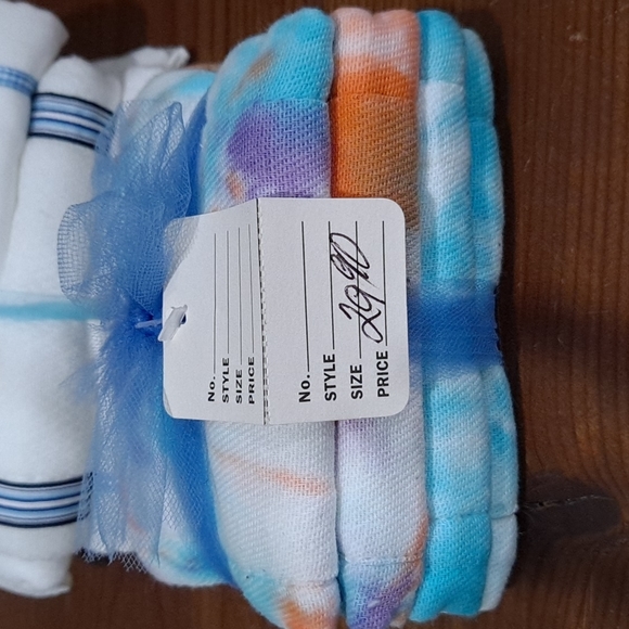 Burp clothes - Picture 3 of 4